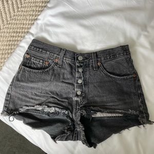 Levi’s 501 high waisted short